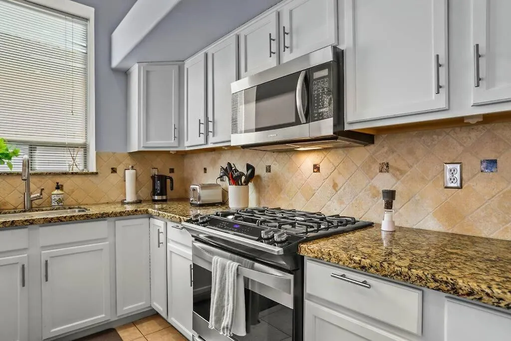 הוילה סקוטסדייל Amazing Backyard, Private Pool, Pool Table, 5 Beds 0*,  ארצות הברית