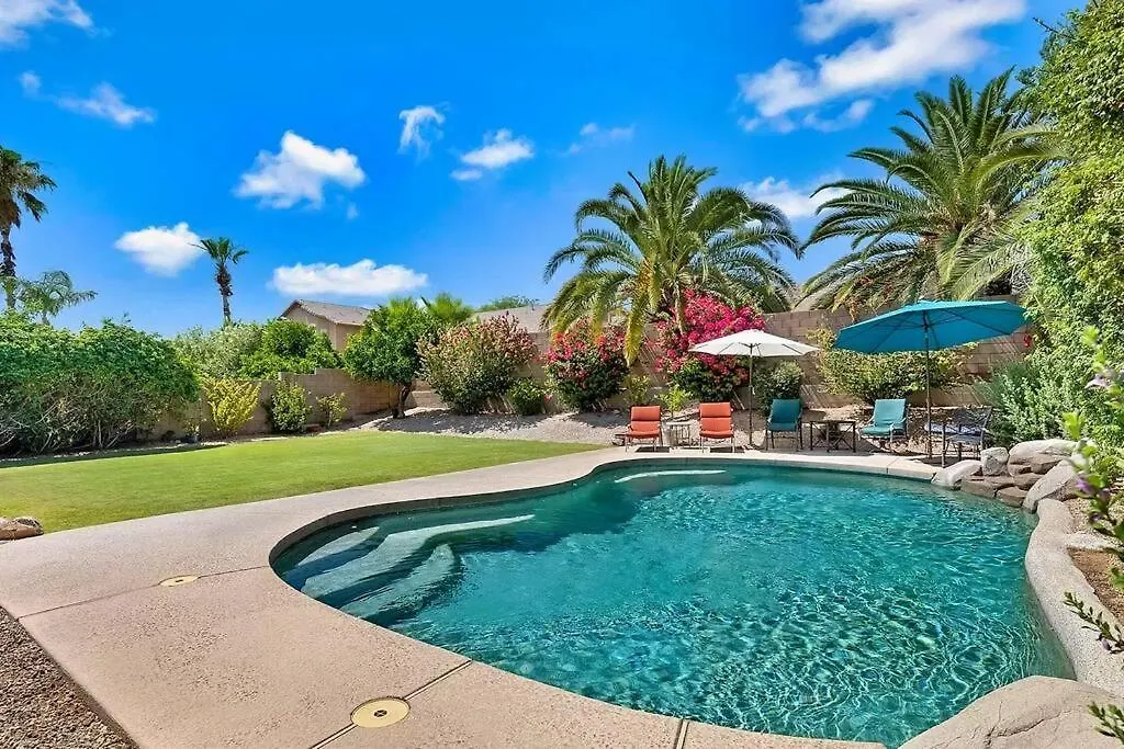 הוילה סקוטסדייל Amazing Backyard, Private Pool, Pool Table, 5 Beds