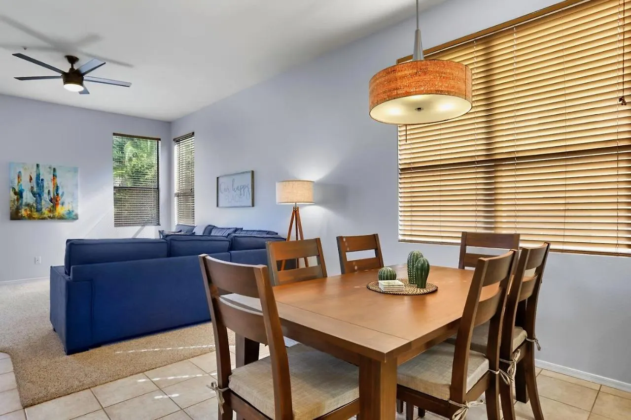 בית נופש הוילה סקוטסדייל Amazing Backyard, Private Pool, Pool Table, 5 Beds